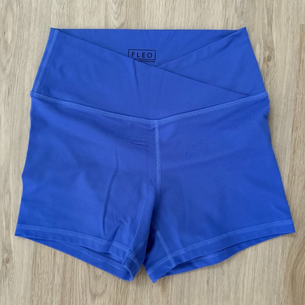 FLEO V Waistband Short 3.5" - High Rise